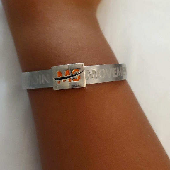 Join The Movement MS - bracelet - Picture 5 of 5